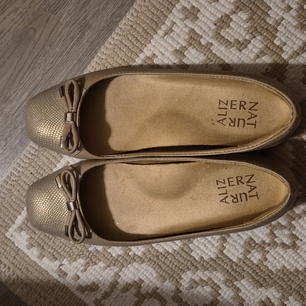 Naturalizer Gertie Shoes Beige size 6.5M